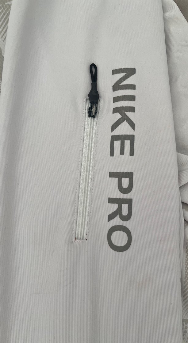 Nike Pro Baskılı Gri Beyaz Uzun Kollu hırka - Görsel 3