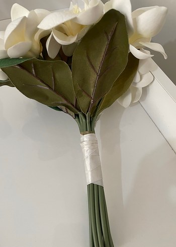 Beyaz Modern monolya Gelin Çiçeği - Görsel 4