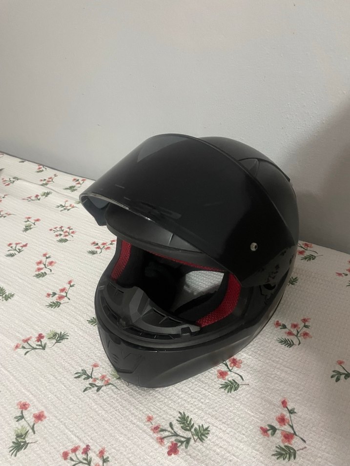 LS2 Siyah Parlak Motosiklet Kaskı - Görsel 2