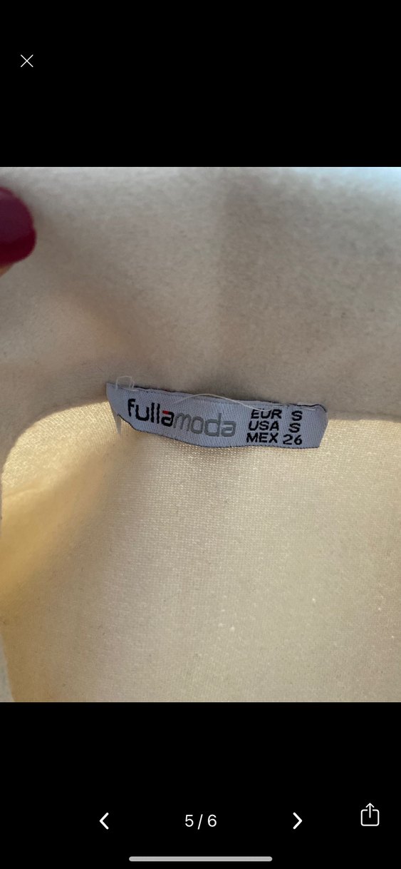 Bej Düğmeli Kısa Kadın Kaban - Görsel 3