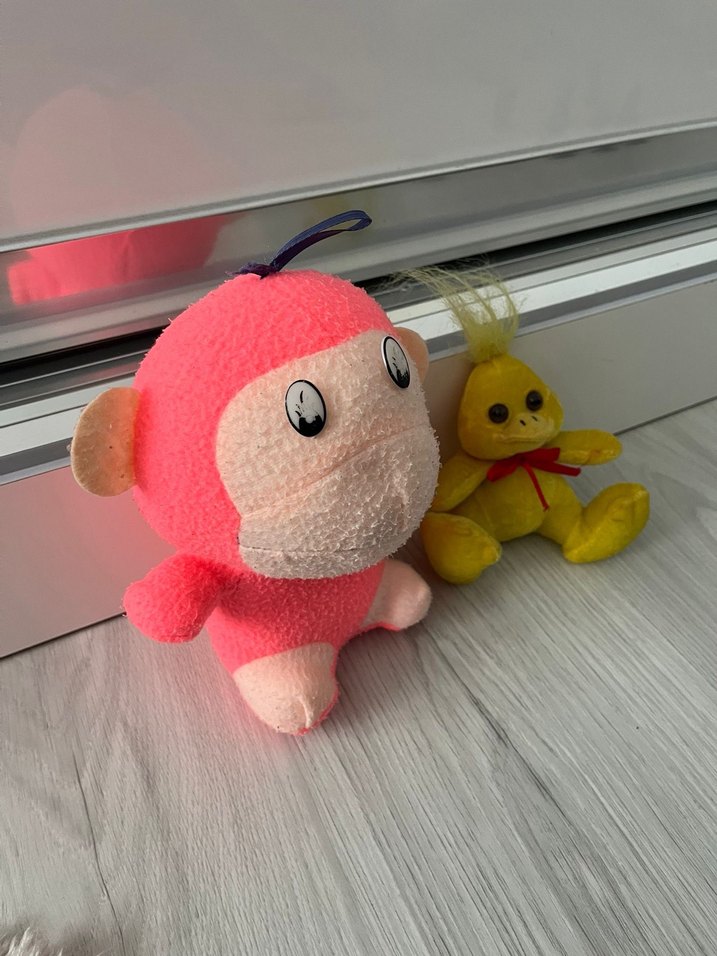 Renkli Pembe Peluş Oyuncak Maymun - Görsel 3