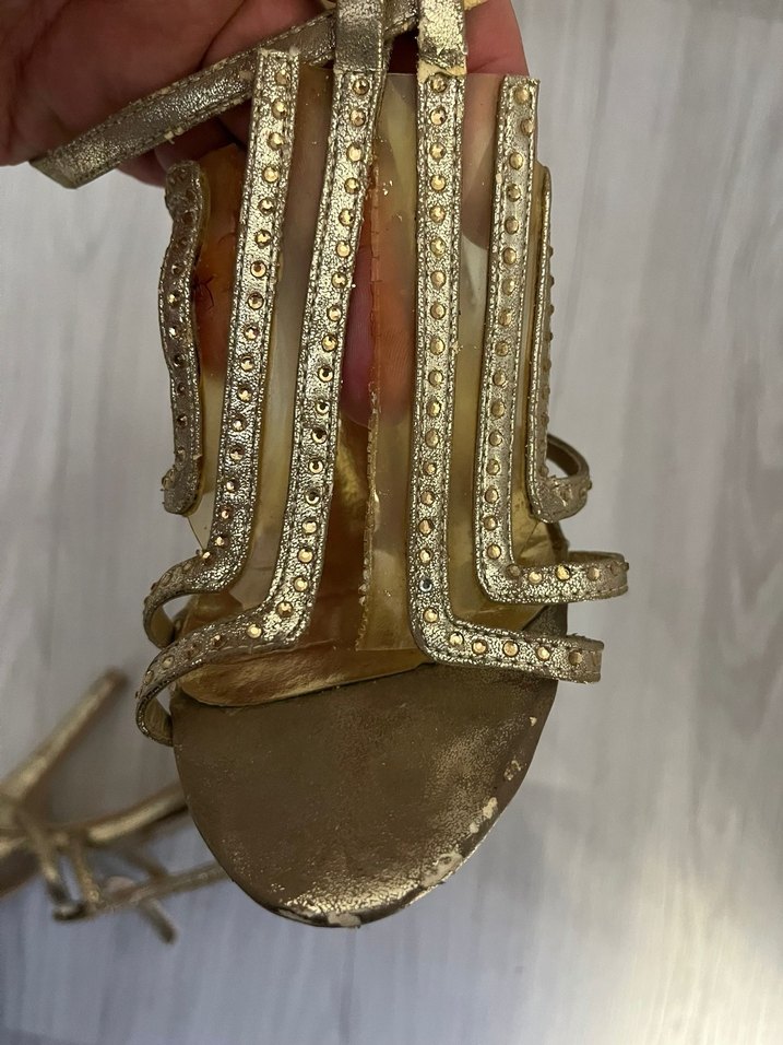 Altın Renkli Yılan Desenli Dolgu Topuklu Kadın Ayakkabı - Görsel 3