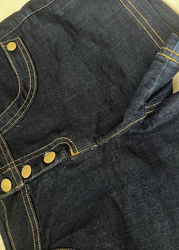 Düğmeli Lacivert Kadın Denim Şort - Görsel 2