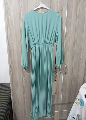 V Yaka Uzun Turkuaz Elbise - Görsel 2