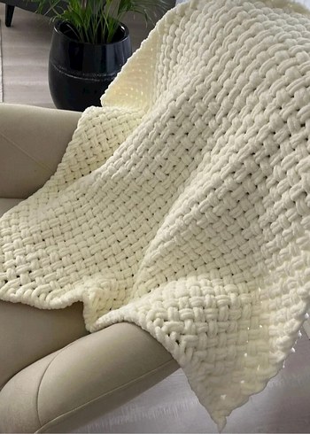 Beyaz Örgü Çocuk Battaniyesi - Görsel 4