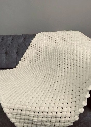 Beyaz Örgü Çocuk Battaniyesi - Görsel 2