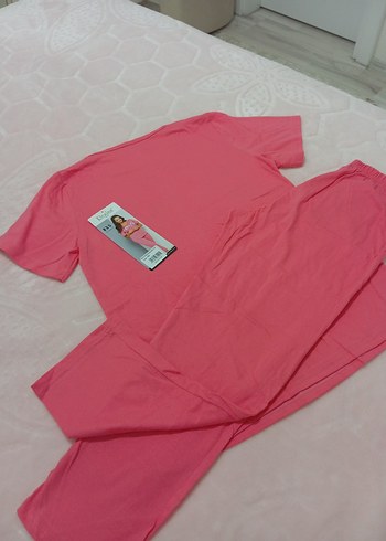 Pembe Çiçek Desenli Kısa Kollu Kadın Pijama - Görsel 7