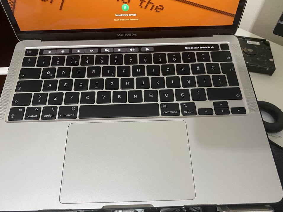MacBook Pro M1 (2020) 8GB RAM 512GB SSD - Görsel 2