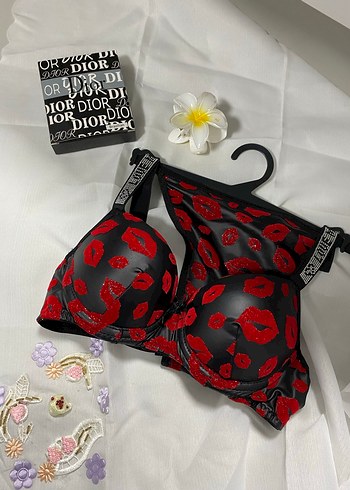 Kırmızı Desenli Gotik Mini Sütyen - Görsel 2