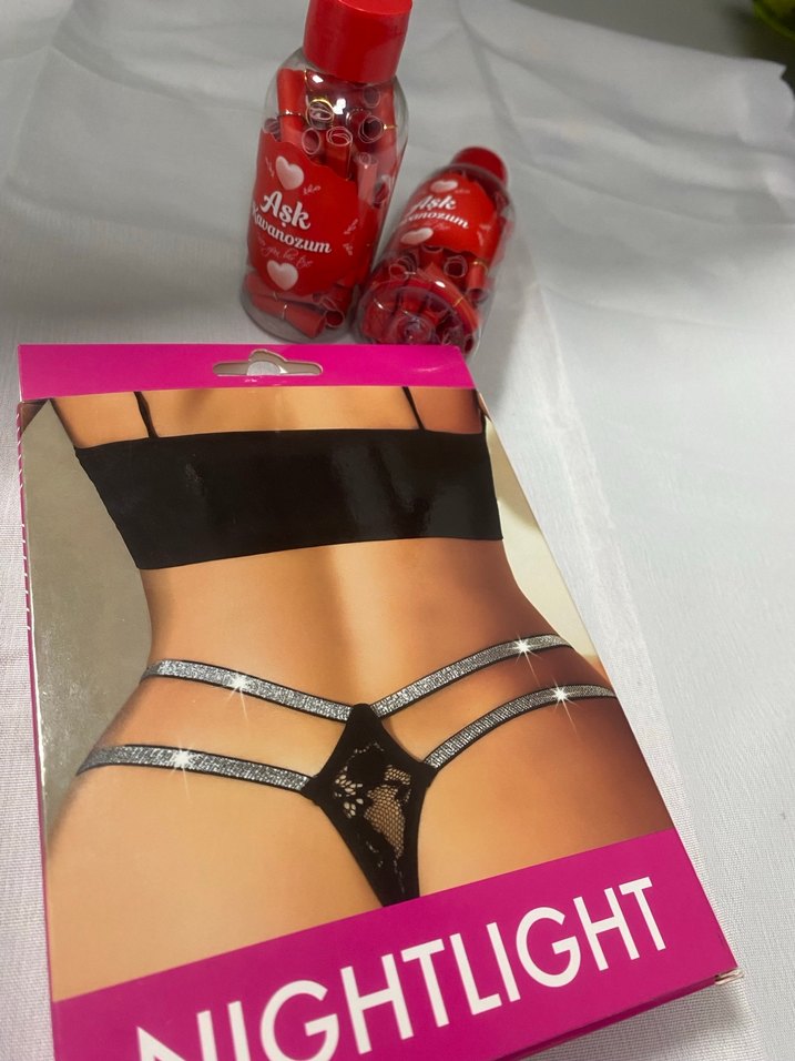 Siyah Desenli Mini Kadın İç Çamaşırı - Görsel 2