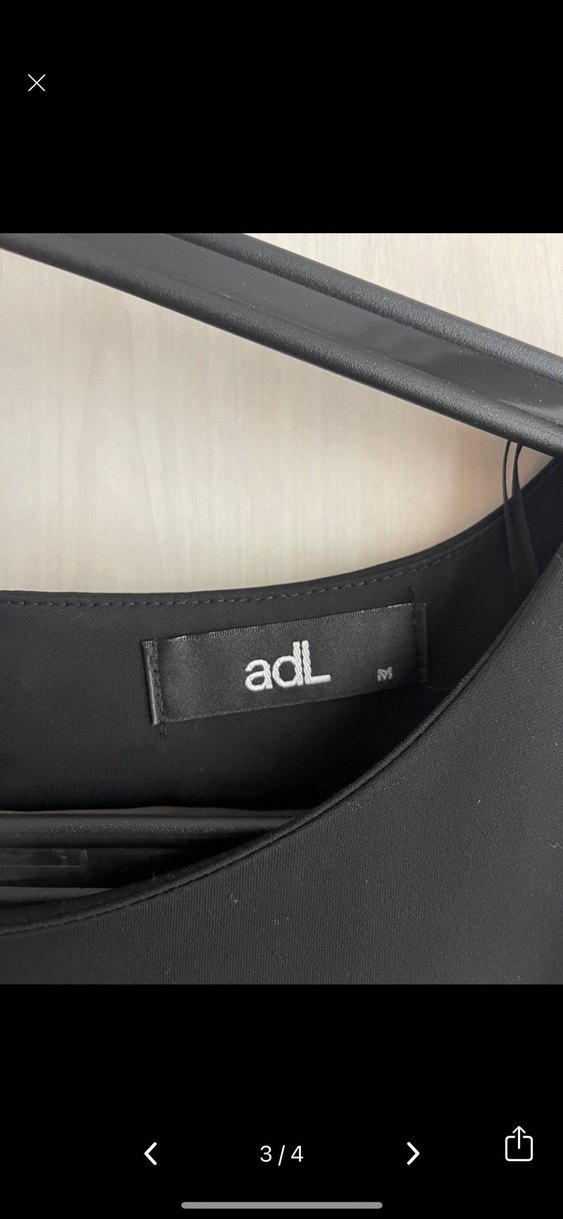 Siyah V Yakalı Uzun Kadın Tulum - Görsel 3