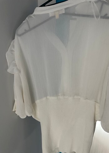 Düğmeli Beyaz Keten V Yaka Kadın Gömlek - Görsel 4