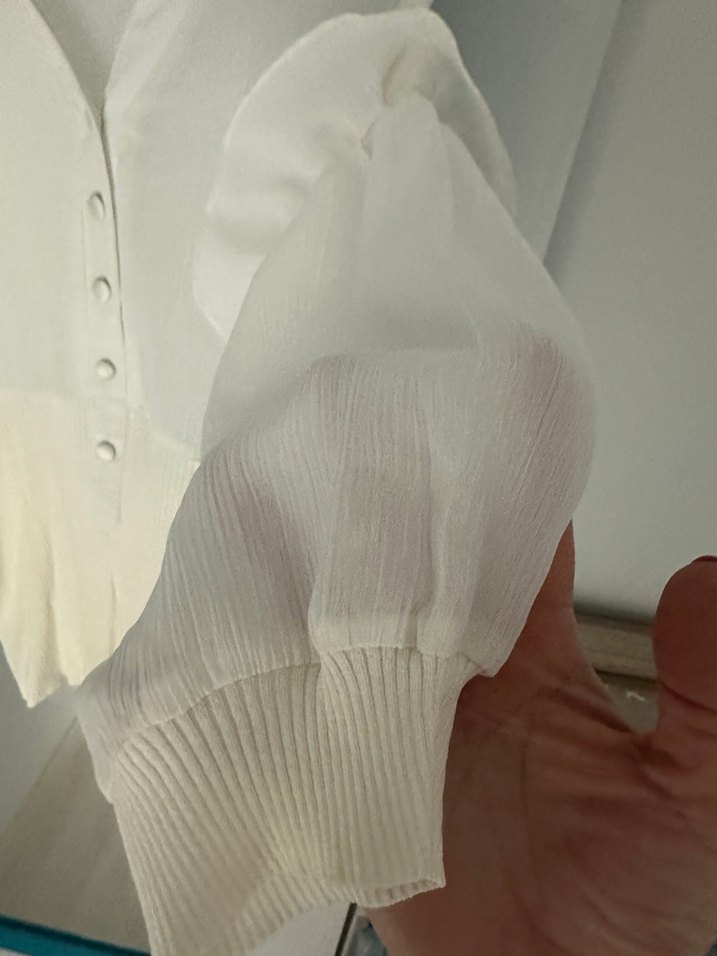 Düğmeli Beyaz Keten V Yaka Kadın Gömlek - Görsel 2