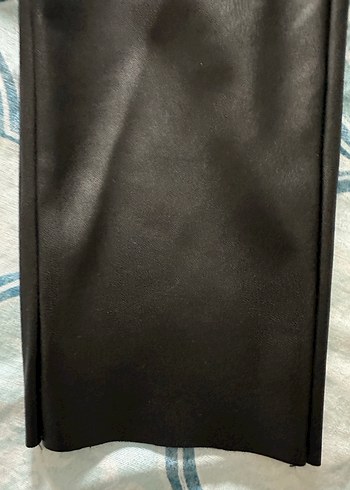 Kadın Siyah Deri Midi Kumaş Pantolon - Görsel 4