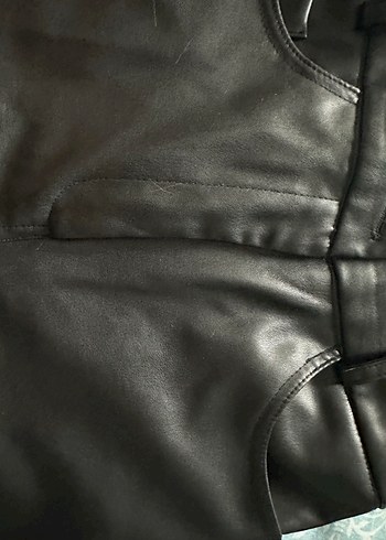 Kadın Siyah Deri Midi Kumaş Pantolon - Görsel 3