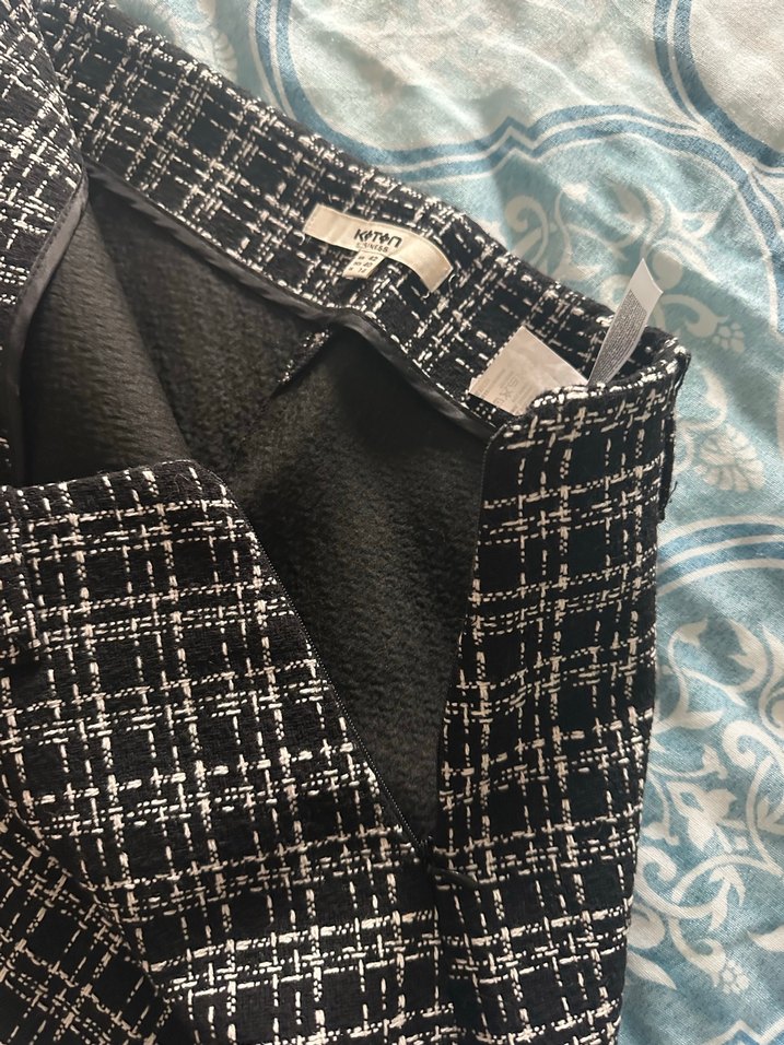 Düğmeli Siyah Midi Kadın Etek - Görsel 3