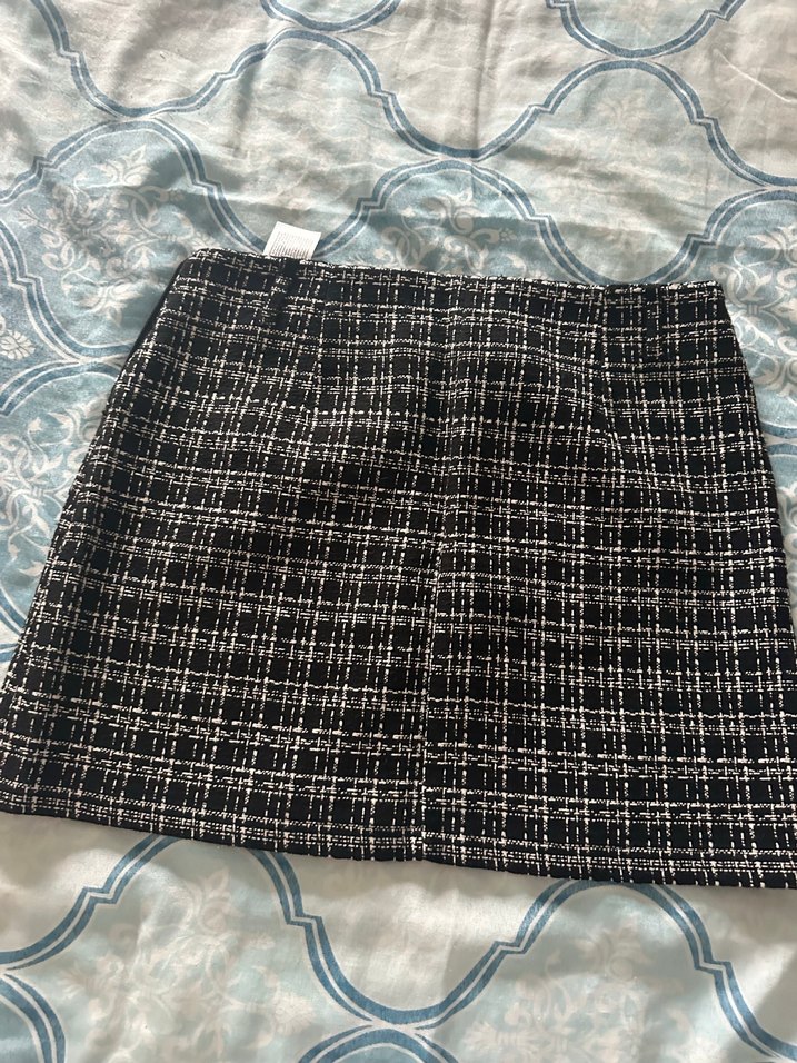 Düğmeli Siyah Midi Kadın Etek - Görsel 2