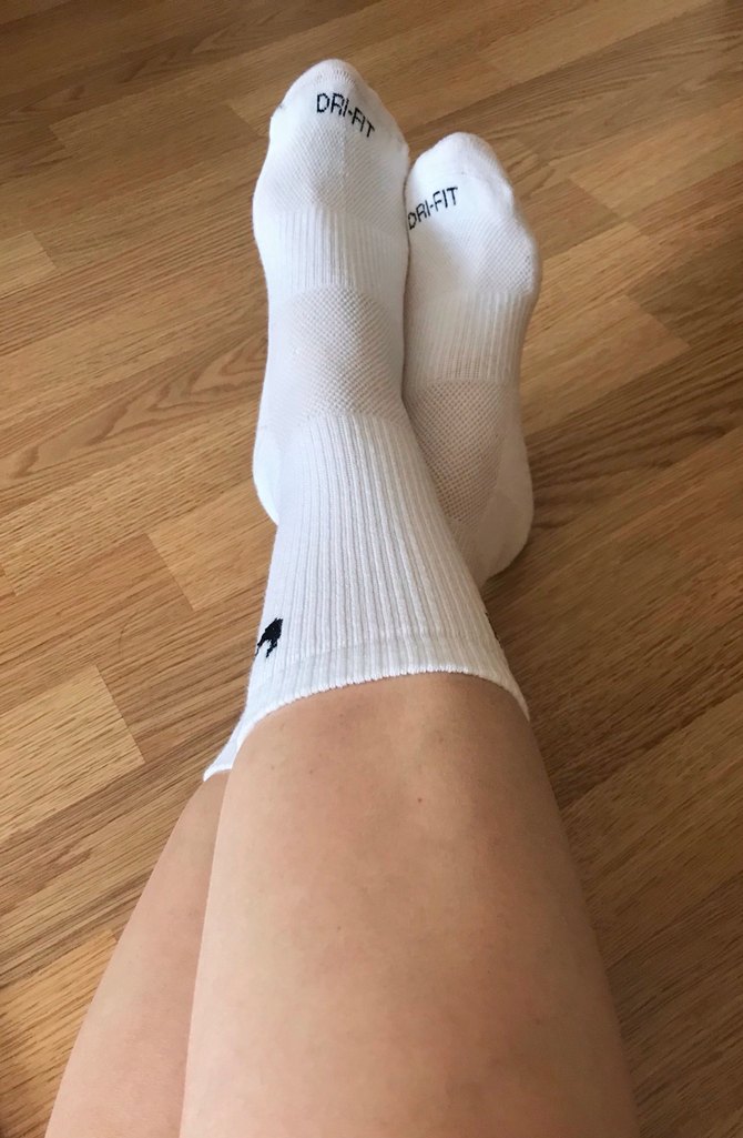 Nike Dri-FIT Yarım Dolgulu Beyaz Çorap kullanılmış - Görsel 3