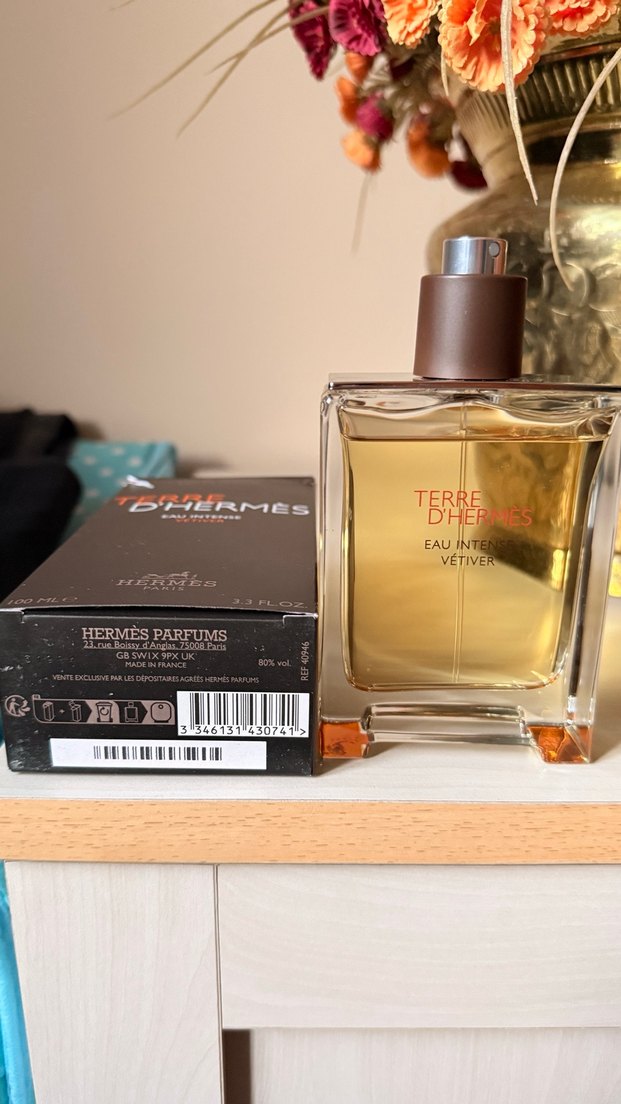 Terre d'Hermès Eau Intense Vetiver Erkek Parfümü - Görsel 2