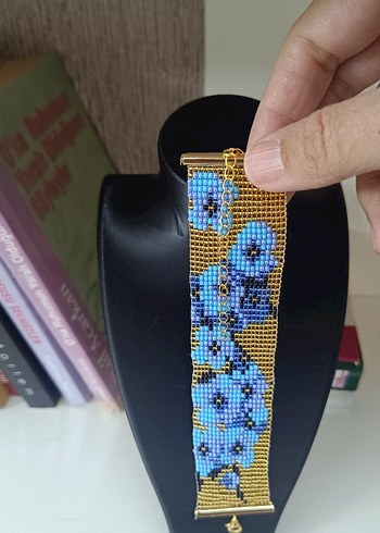 Bahar Çiçekli Kum Gold- Mavi Boncuk Bileklik - Görsel 2