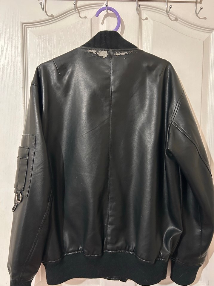 Bershka Siyah Deri Ceket - Rahat Kesim - Görsel 4