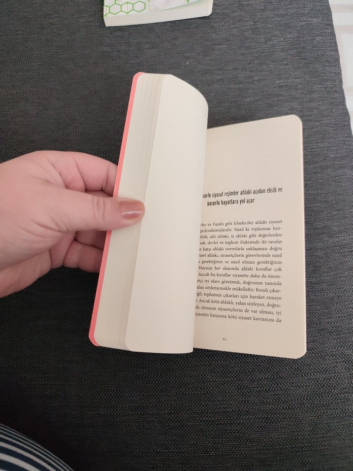 Farabi - Var Mısın Ki Yokolmaktan Korkuyorsun? - Görsel 3