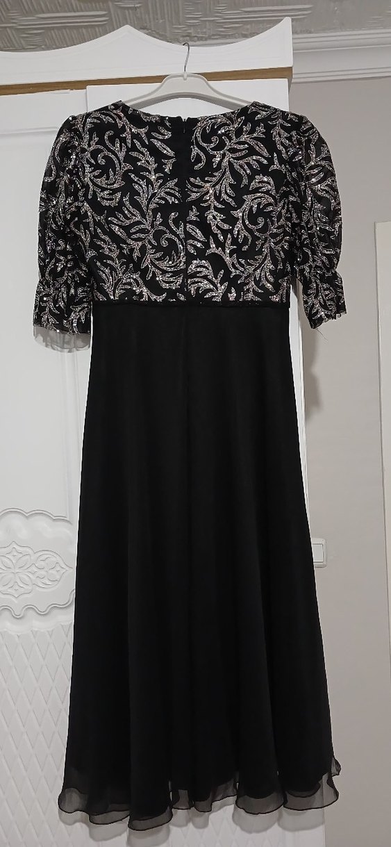 Dantel İşlemeli Siyah Uzun Elbise 38 beden - Görsel 2