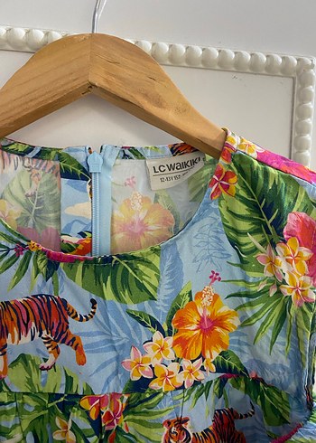 Renkli Çiçek Desenli Elbise - Görsel 3