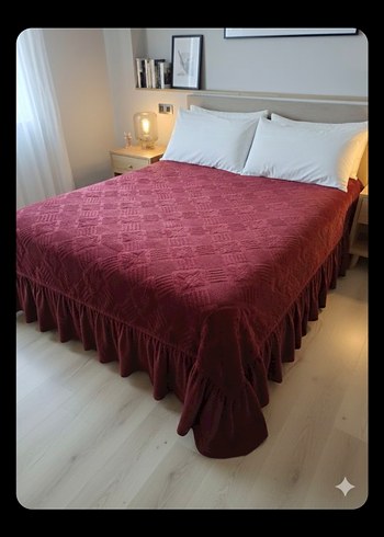 Bordo Kareli Kadife Yatak Örtüsü ve Runner - Görsel 2