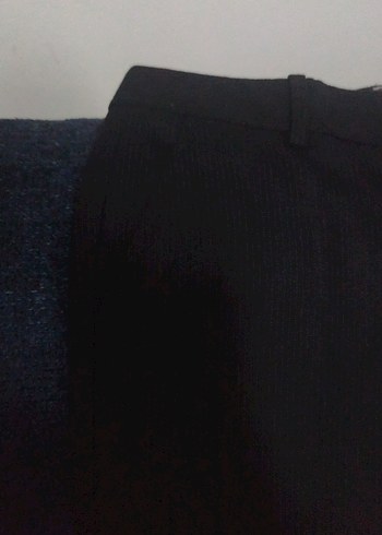 Siyah Kemerli Kadın Kumaş Pantolon - Görsel 3