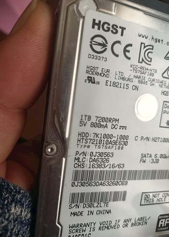 HGST 1TB 7200RPM SATA 3.5" Sabit Disk - Görsel 2