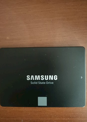 Samsung 870 EVO 1TB SSD - Görsel 2