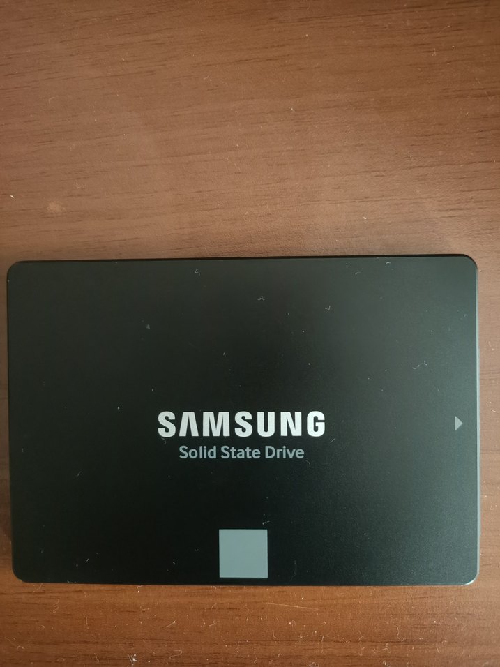Samsung 870 EVO 1TB SSD - Görsel 2