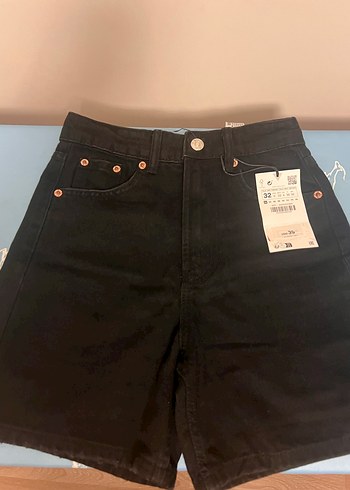 Zara XS Siyah Mini Denim Şort - Görsel 4