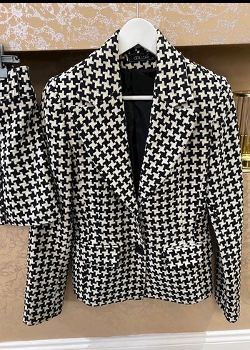 Adil Işık takım  M elbise çok şık sadece 1 davette giyildi - Görsel 13