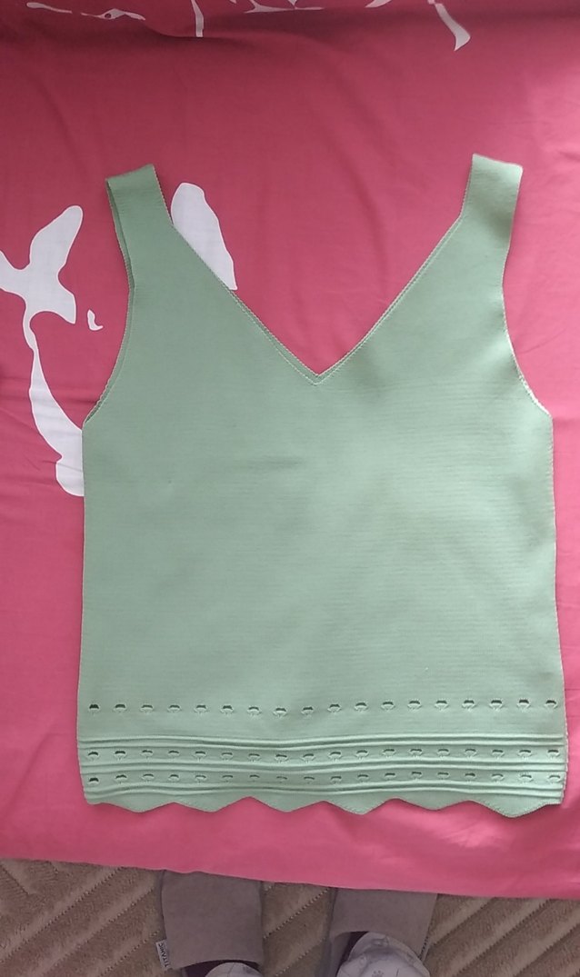 Yeşil V Yaka triko atlet - Görsel 4