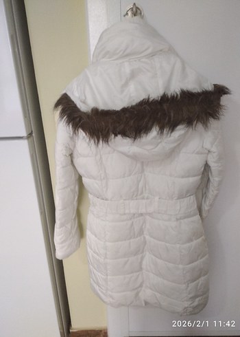 Beyaz Kemerli Midi Kadın Mont - Görsel 2