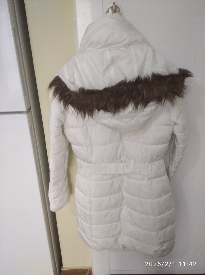 Beyaz Kemerli Midi Kadın Mont - Görsel 2