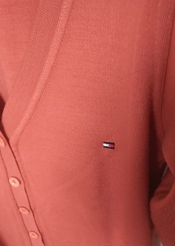 Kadın Kırmızı Düğmeli Uzun Kollu Hırka - Görsel 3