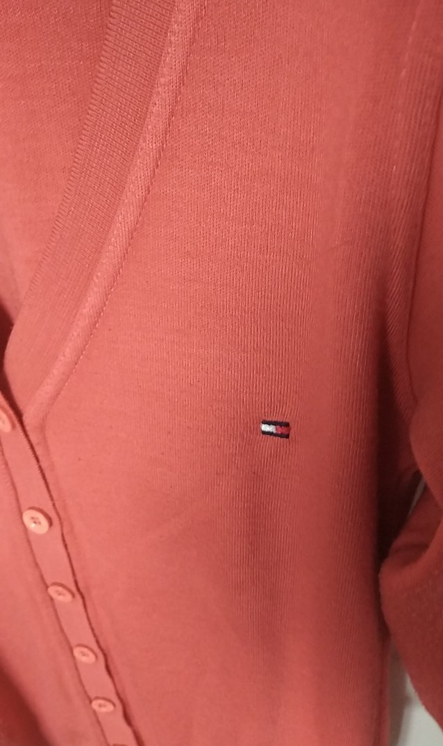 Kadın Kırmızı Düğmeli Uzun Kollu Hırka - Görsel 3