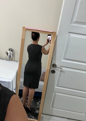 Füme V Yaka Midi Kalem Elbise - Görsel 5