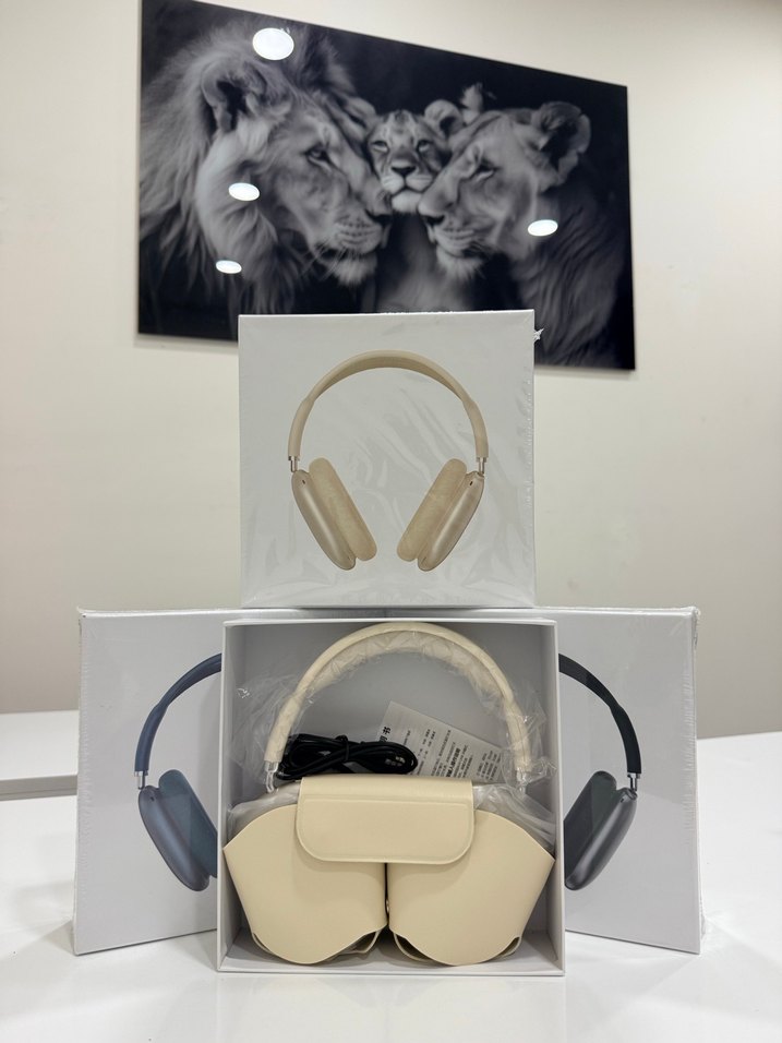 Bej,Gri ve Mavi AirPods Max - Görsel 2