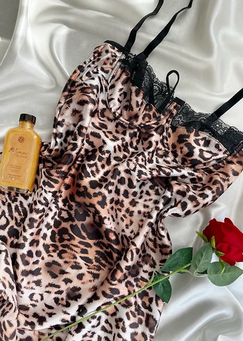 Leopar Desenli Bohem İnce Askılı Midi Gecelik - Görsel 2