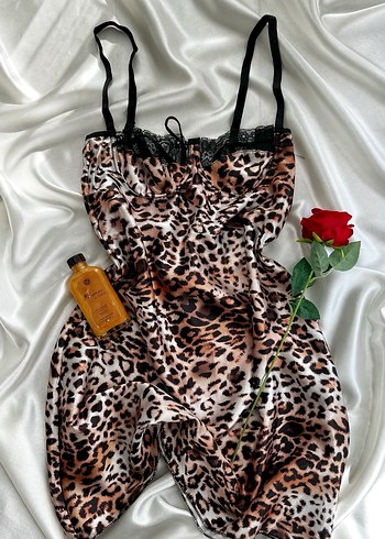 Leopar Desenli Bohem İnce Askılı Midi Gecelik - Görsel 4