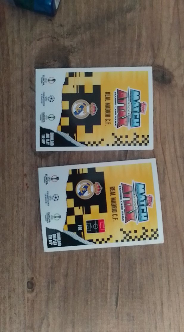 Altın Renkli Real Madrid Rozeti - Görsel 2