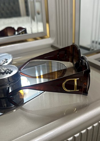 Siyah Payetli Kadın Güneş Gözlüğü - Görsel 2