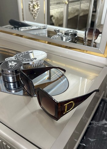 Siyah Payetli Kadın Güneş Gözlüğü - Görsel 4