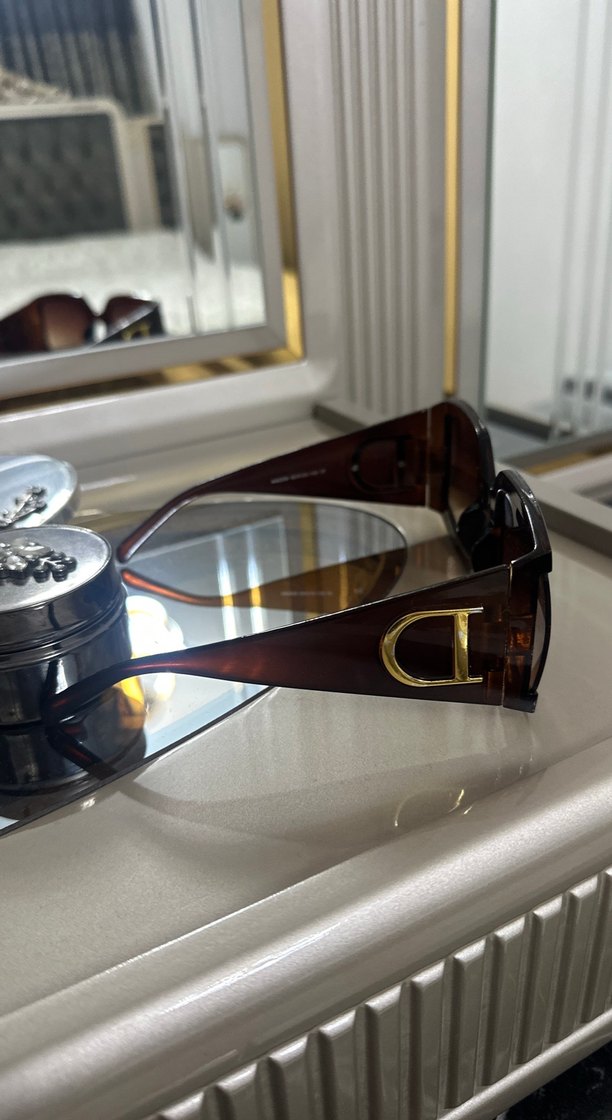 Siyah Payetli Kadın Güneş Gözlüğü - Görsel 2