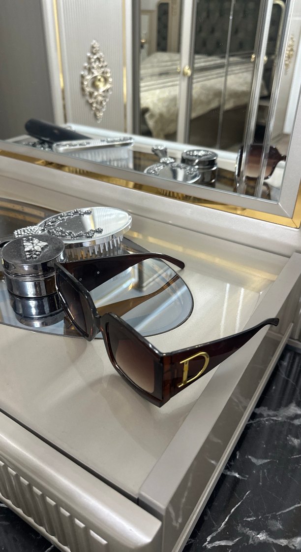 Siyah Payetli Kadın Güneş Gözlüğü - Görsel 4