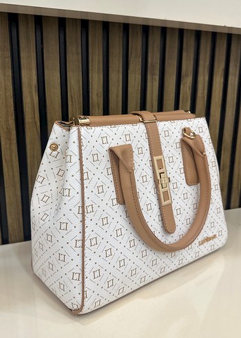 Beyaz Deri Tokalı Kadın Çanta - Görsel 3